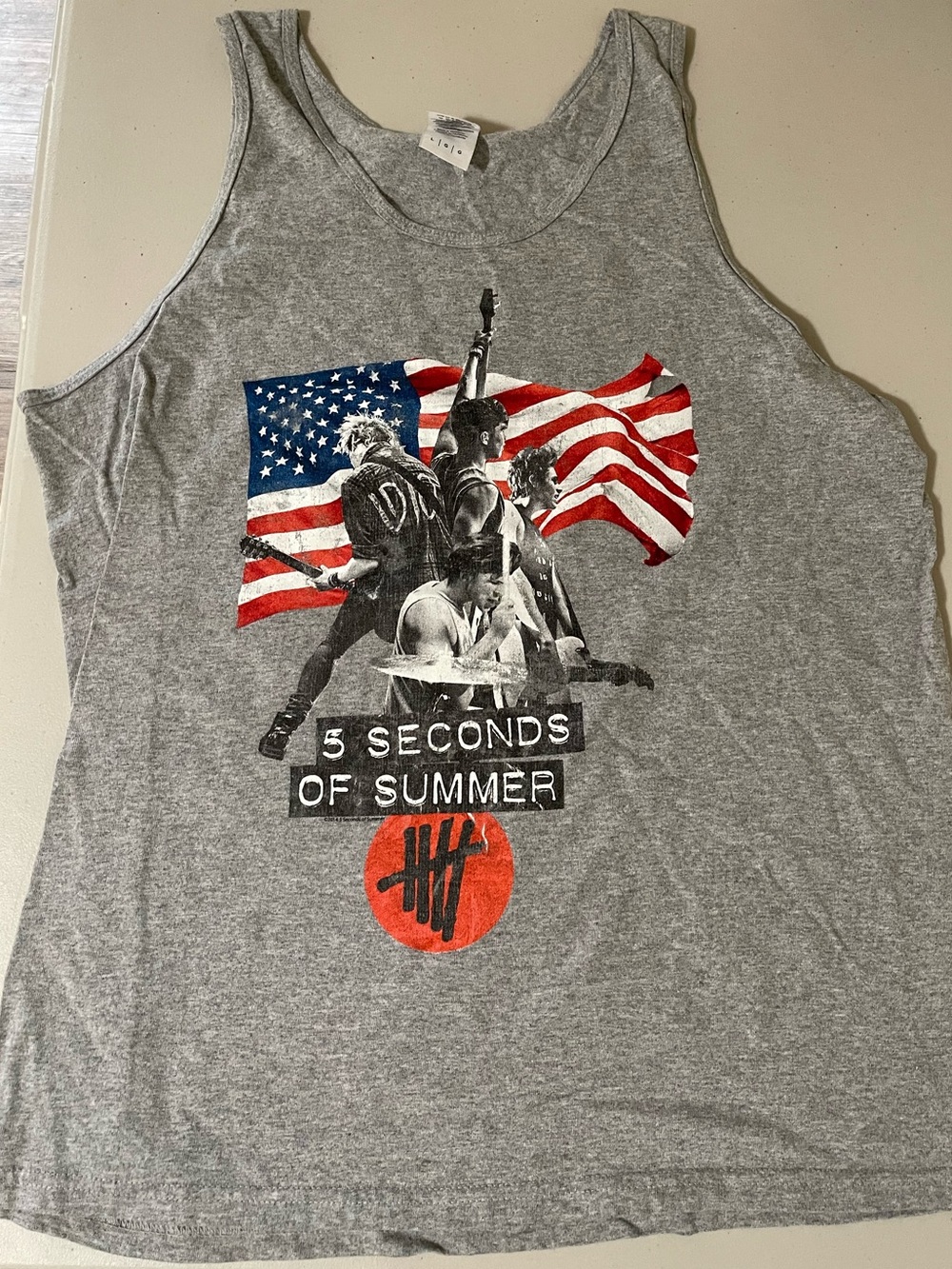 5 SOS 5 Seconds Of Summer gray band tee tank top size L